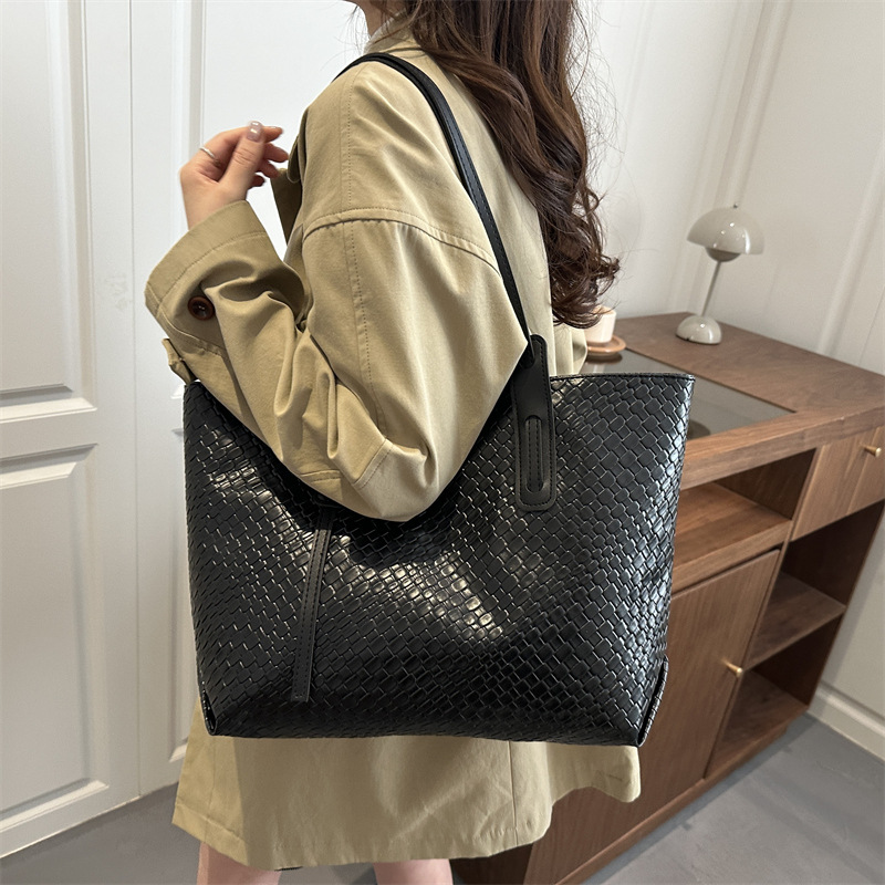 https://cf.cjdropshipping.com/quick/product/1e5b9b1c-0c72-41fd-bc04-7366e1245d6d.jpg