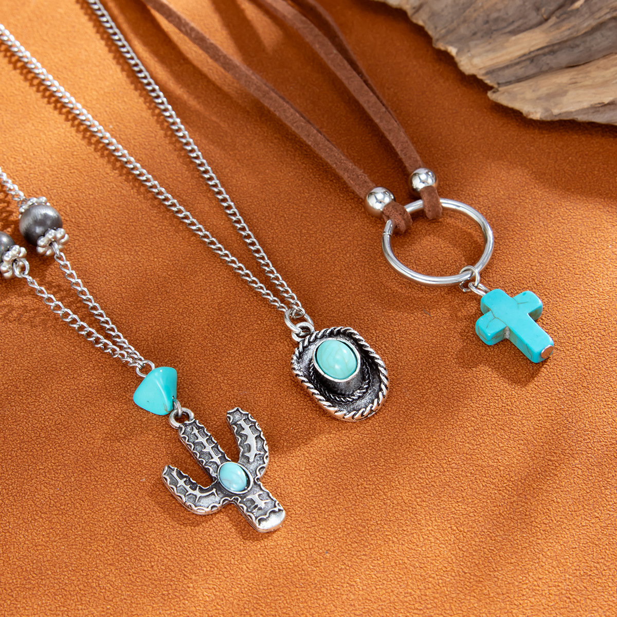 Bohemian Turquoise Pendant Flannel Woven Tassel Necklace