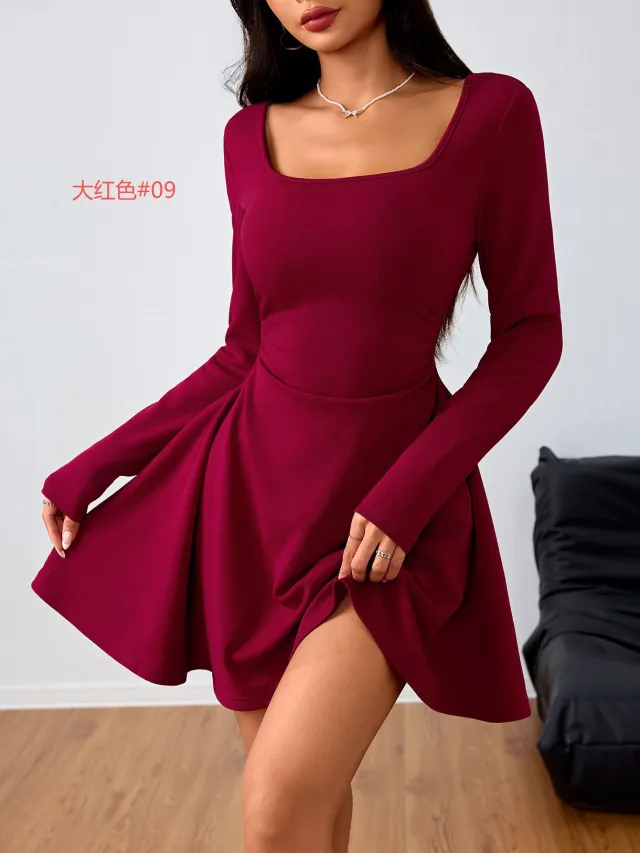 Elegant Square neck Dress With A High waisted Designer style Wine red Hue Red - Shop at LoveMi