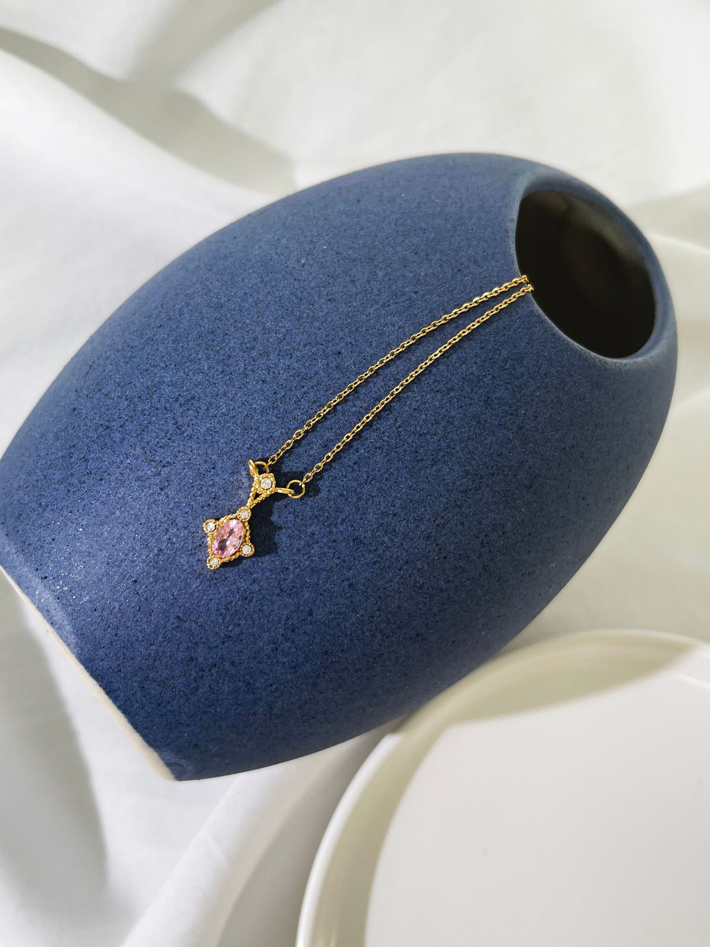 Titanium Steel Fish Diamond-shaped Colorful Zircon Necklace