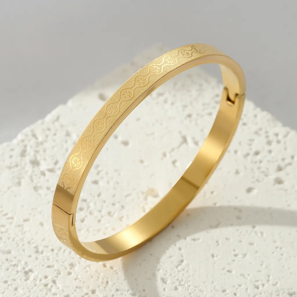 Creative Simple Corrosive Mesh Plaid Pattern Buckle Couple Bracelet - Gold