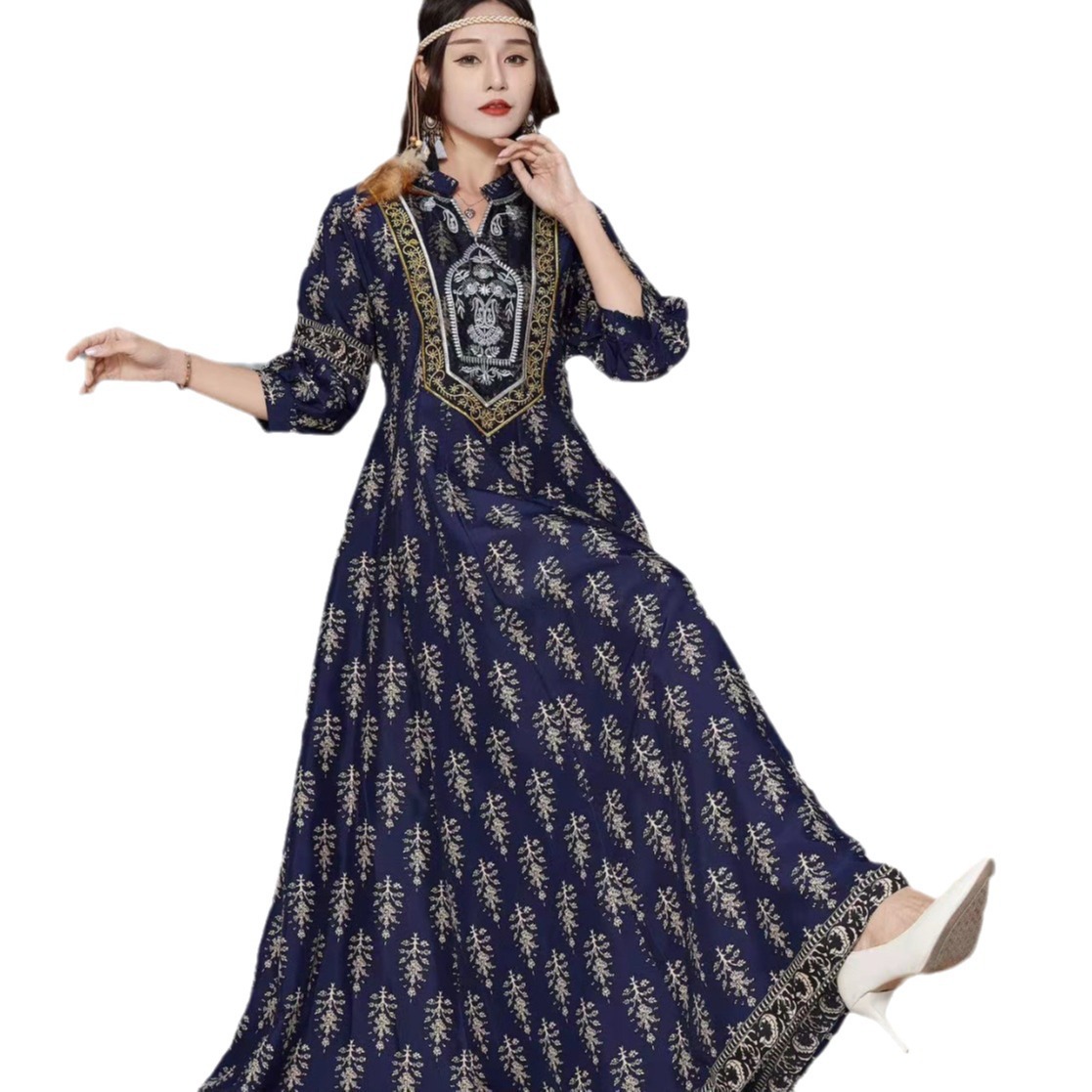 Women's Fashion Embroidered Stand Collar Dress
