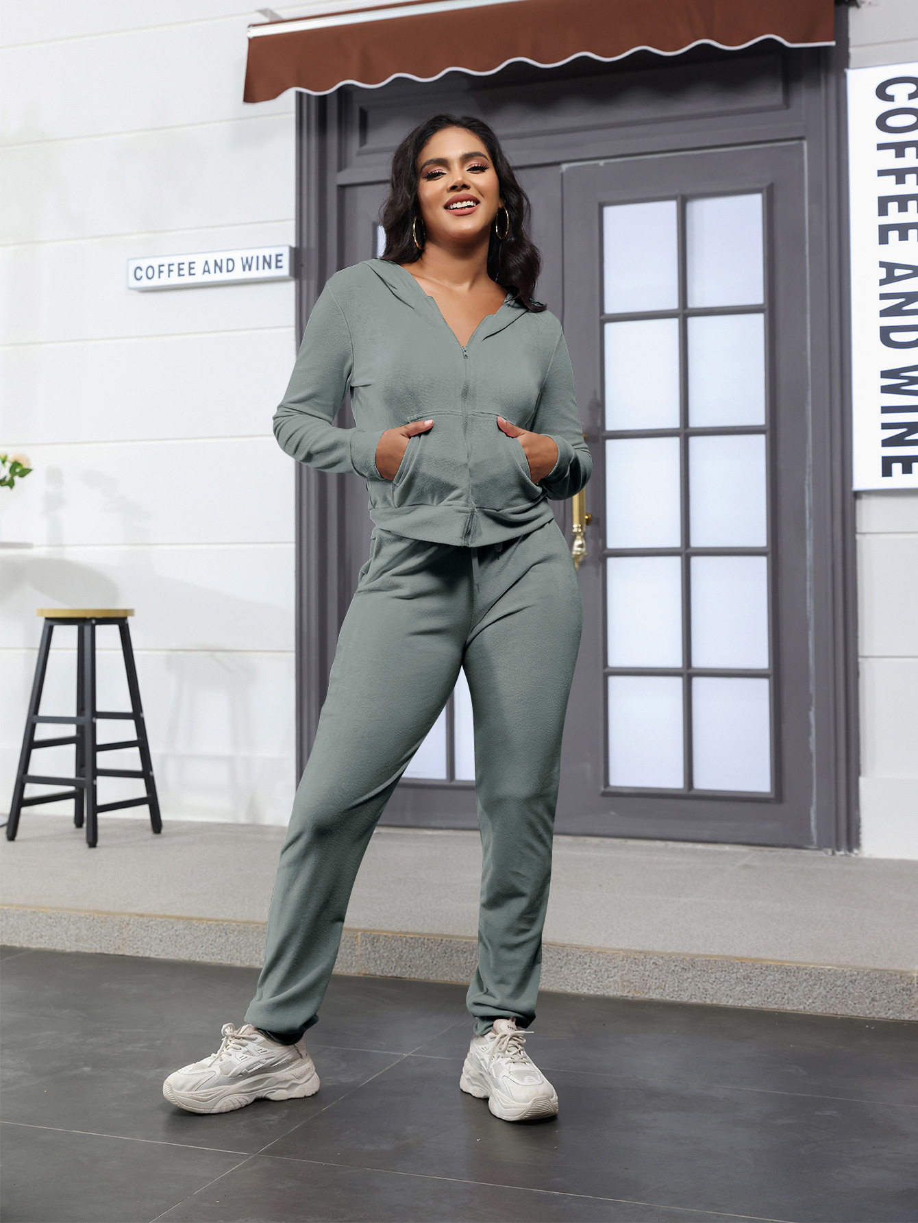 Stylish Casual Two-Piece Set With Golden Mink-Like Fleece And A Hood 1eeb01af 0e2c 4058 951e 206d2dab47c3