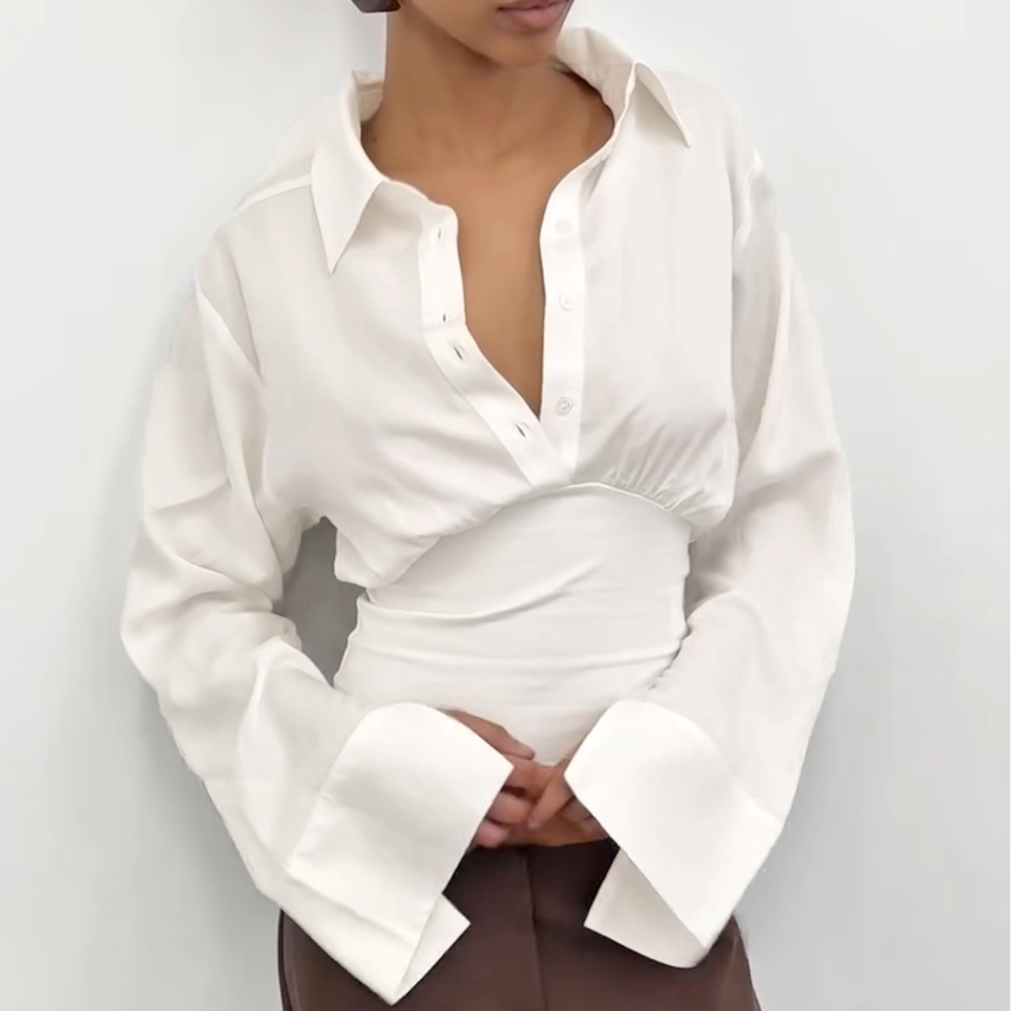 Stylish And Minimalist Long Sleeve Top For Women - Image 2