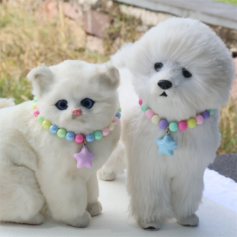 Collar de moda para mascotas con cuentas de colores