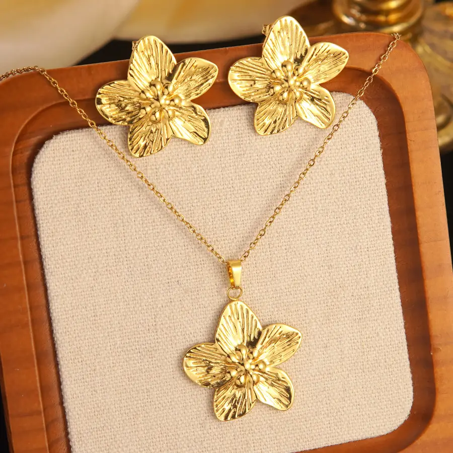 Stainless Steel Heart Bow Flower Necklace And Earrings Set