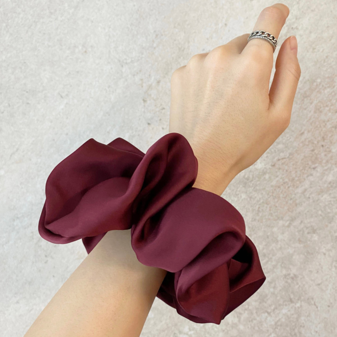 Title 15, Simple Female Fashion Personality Satin Hair Ring