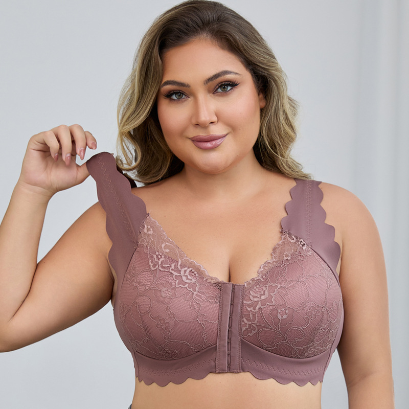 Plus Size Front-Closure Lace Bra Thin With Fixed Cups