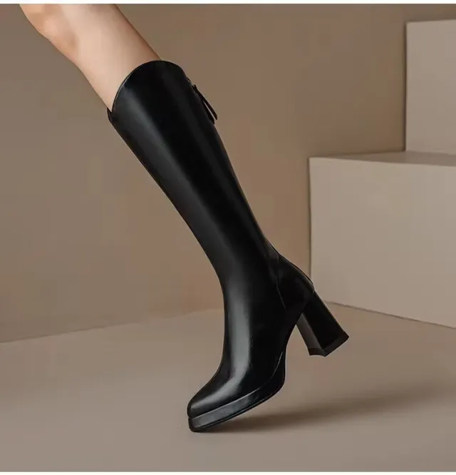 Elegant And Comfortable Long V Cut Women's Boots Black - Shop at LoveMi