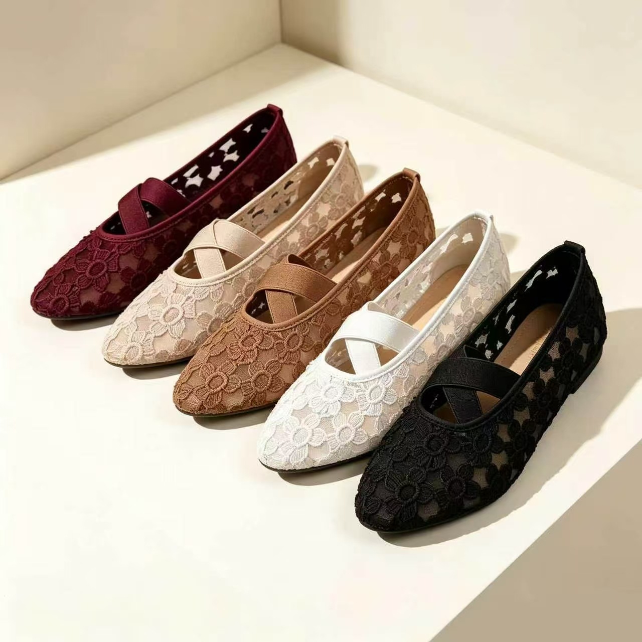 Womens Hollowed-Out Lace Mesh Embroidered Shallow-Toe Flat Shoes