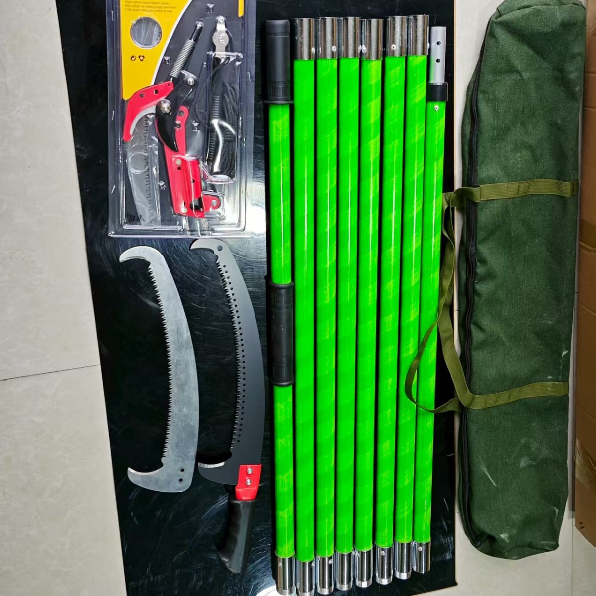 Insulated Pole Saw For Pruning Thick Branches In Gardens Manual Operation