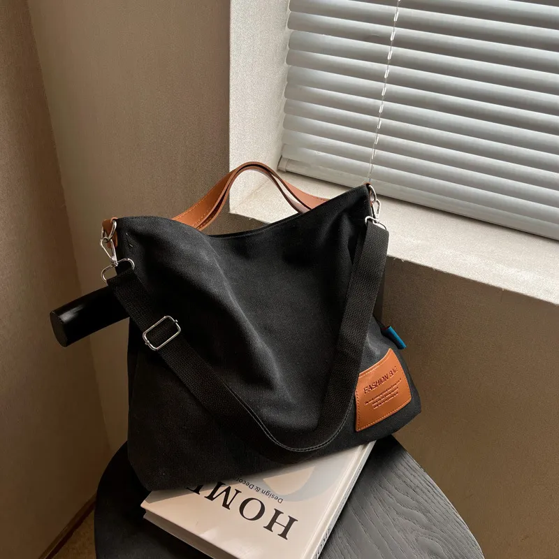Women's Large Capacity Special-interest Design Textured Handbag All-match Casual Shoulder Messenger Bag - Black