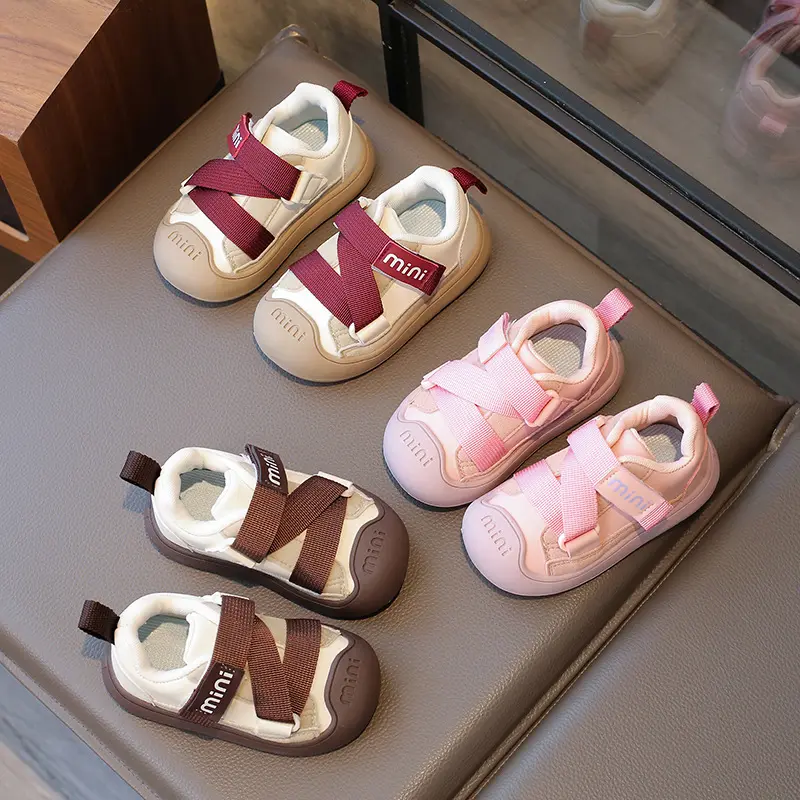 Light Sports Shoes Casual Low Top