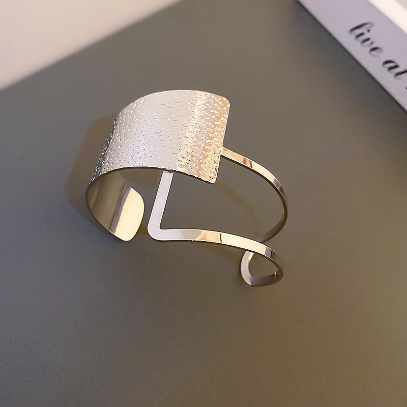 https://cf.cjdropshipping.com/quick/product/2010bccd-7ffb-4327-b3dc-4944a1700bb2.jpg