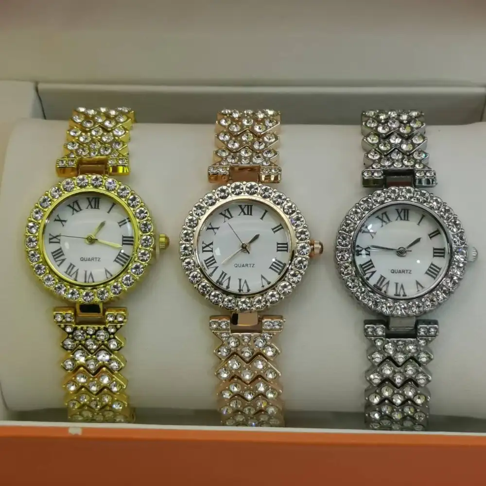 Fashion Business Versatile Diamond-studded Starry Sky Quartz Watch Bracelet