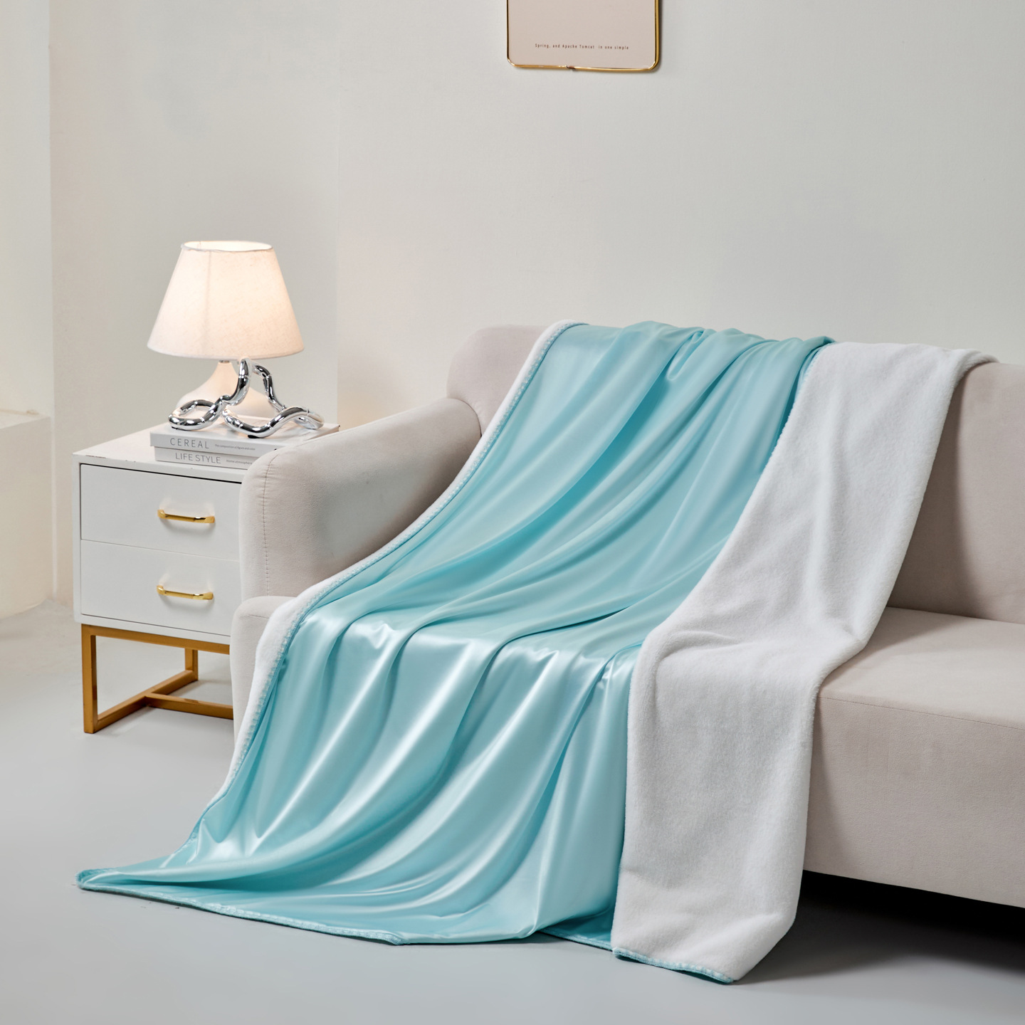 Ice-Silk Cooling Blanket Throw