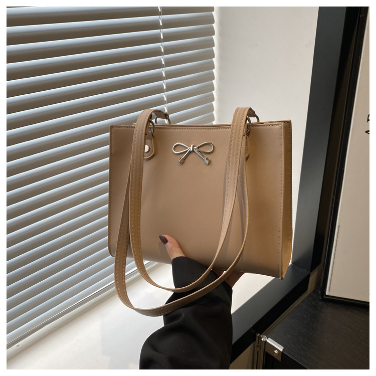 Buy Women's Clothing Online | Buy Trending Dresses for Women