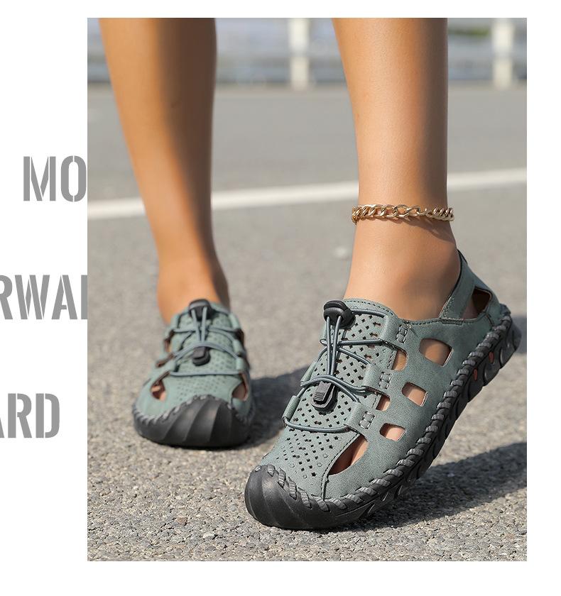 Unisex Casual Closed-Toe Beach Shoes — worn view 3