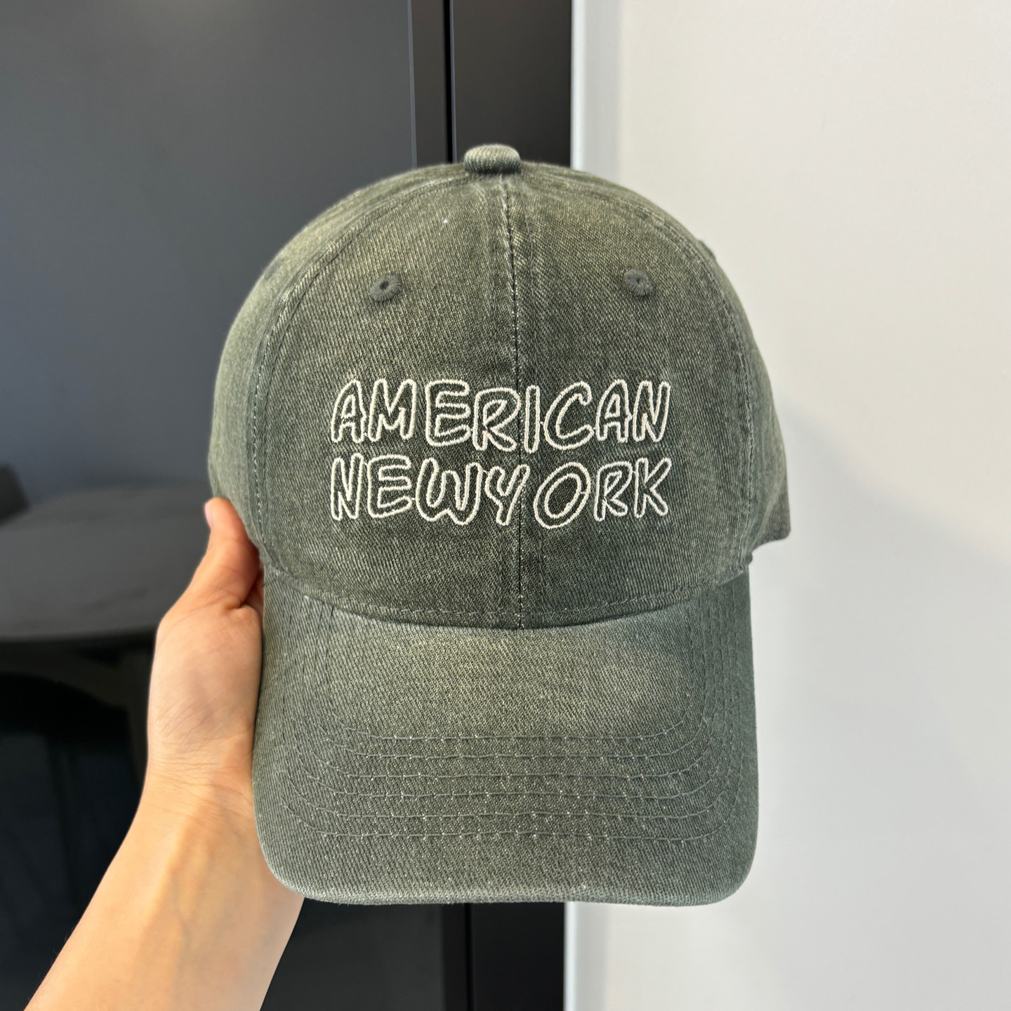 Washed denim peaked cap