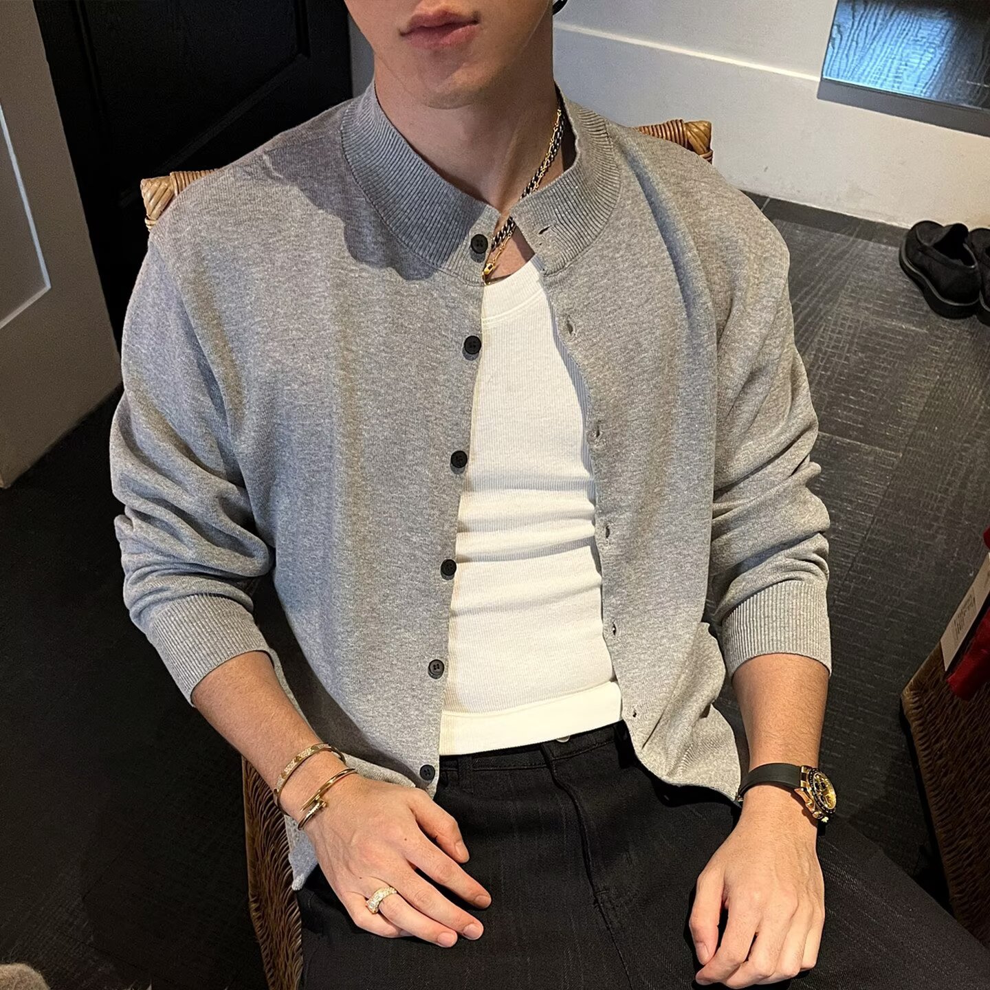 Japanese-style Vintage Coin-pattern Lapel Knit Loose-fit Casual Sweater