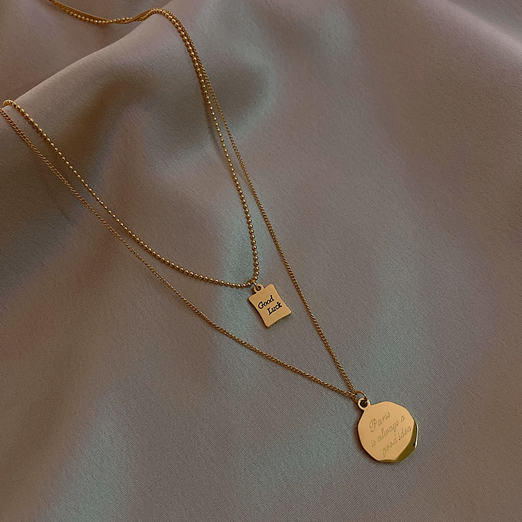 High-end Gold Pendant Titanium Steel Necklace Accessory