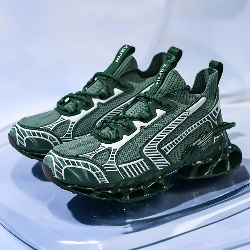 Fashionable Casual Breathable Flyknit Mesh Sneakers