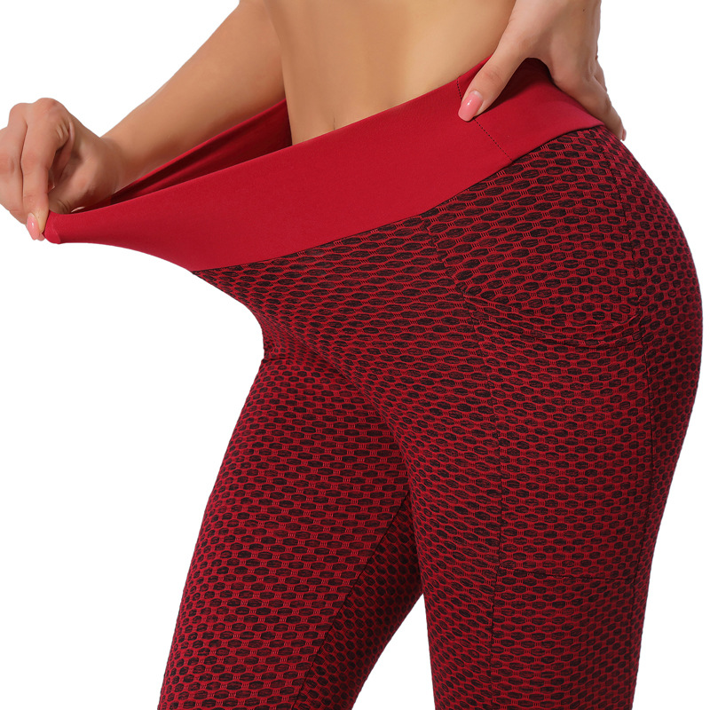 Title 26, Beautiful Peach Buttocks Skinny Cropped Yoga Pa...