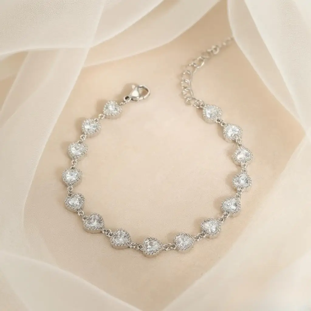 Elegant Zircon Charm Bracelet With A Premium Feel