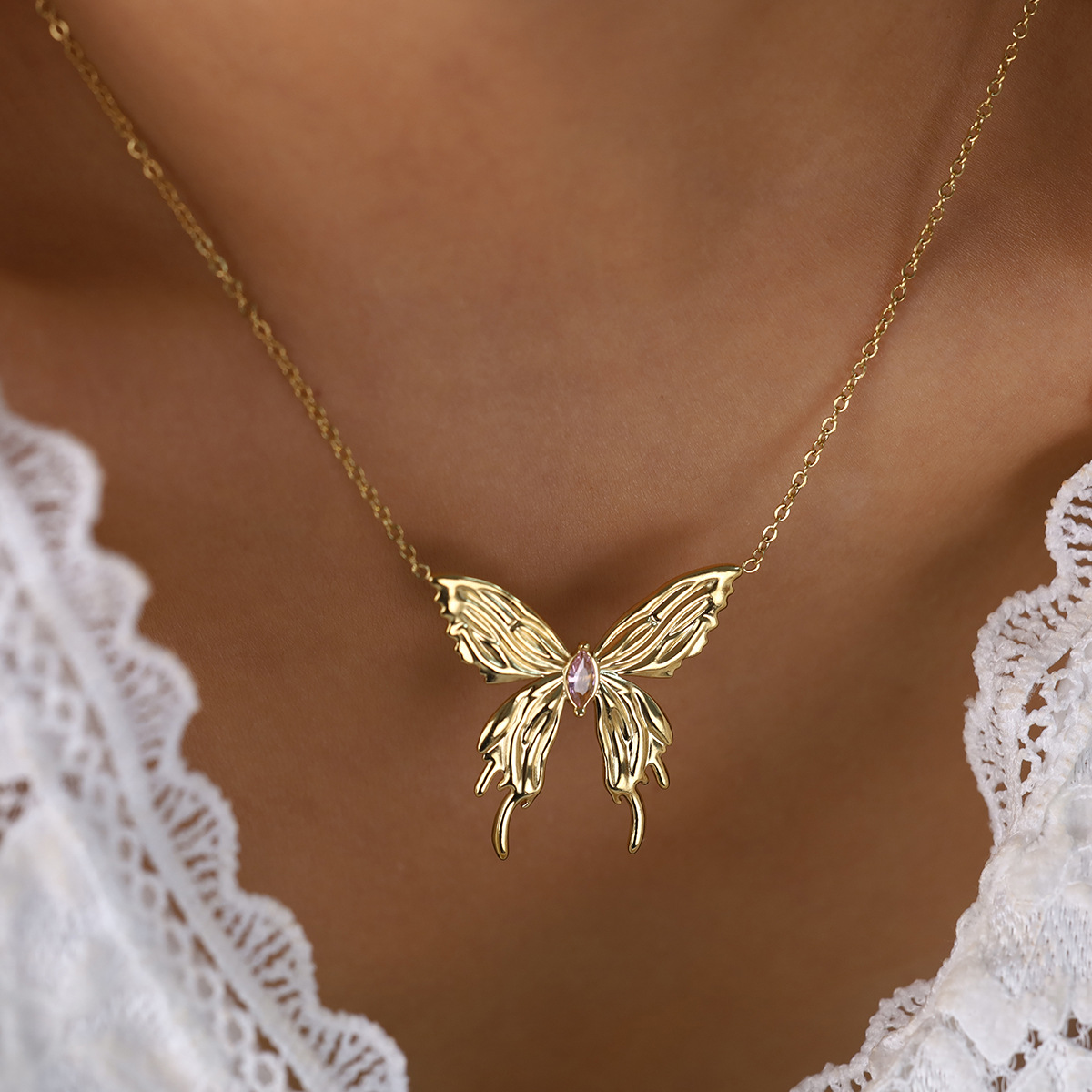 Fashionable Minimalist Versatile 3D Butterfly Necklace