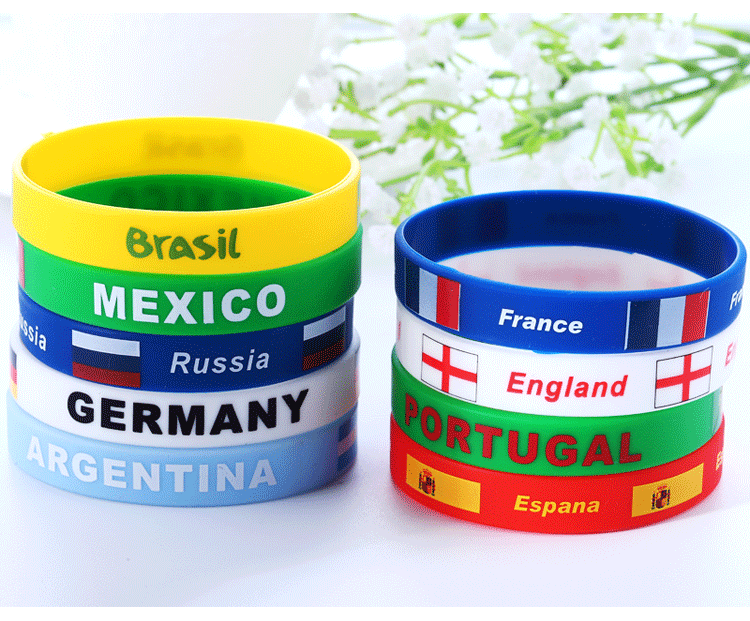 Title 1, Pulsera deportiva de silicona de fútbol de la C...