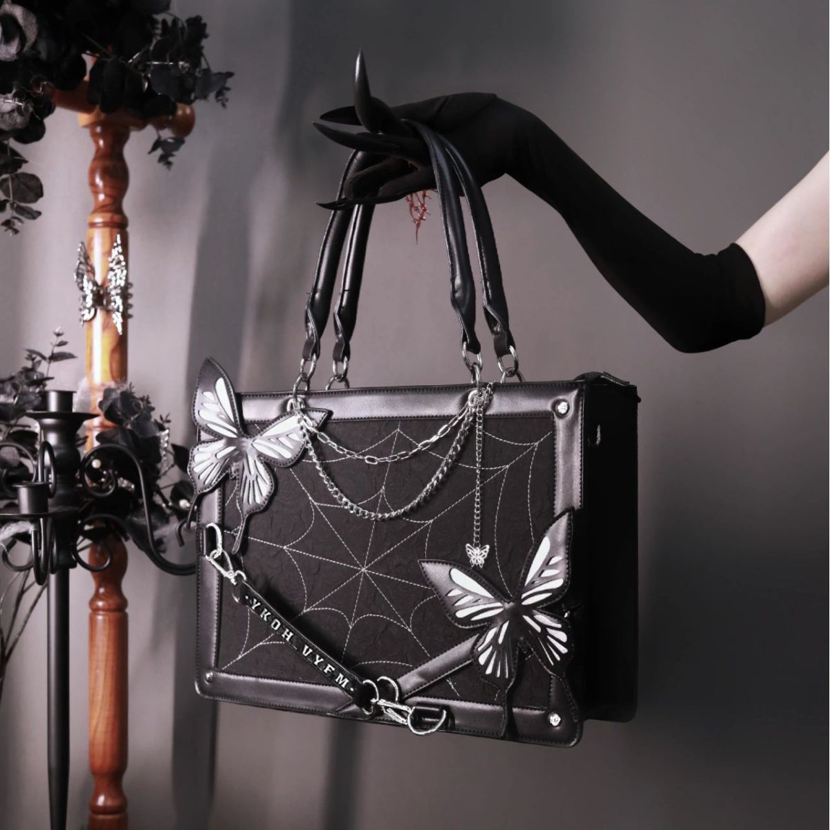 Title 9, Dark Style Labyrinth Butterfly Tote Bag Handhel...