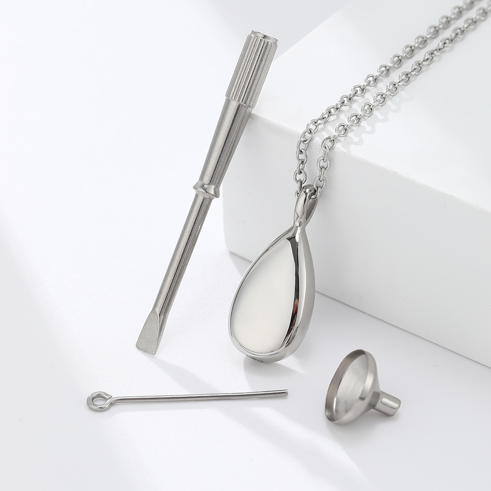 Water Drop Glossy Stainless Steel Geometric Openable Necklace