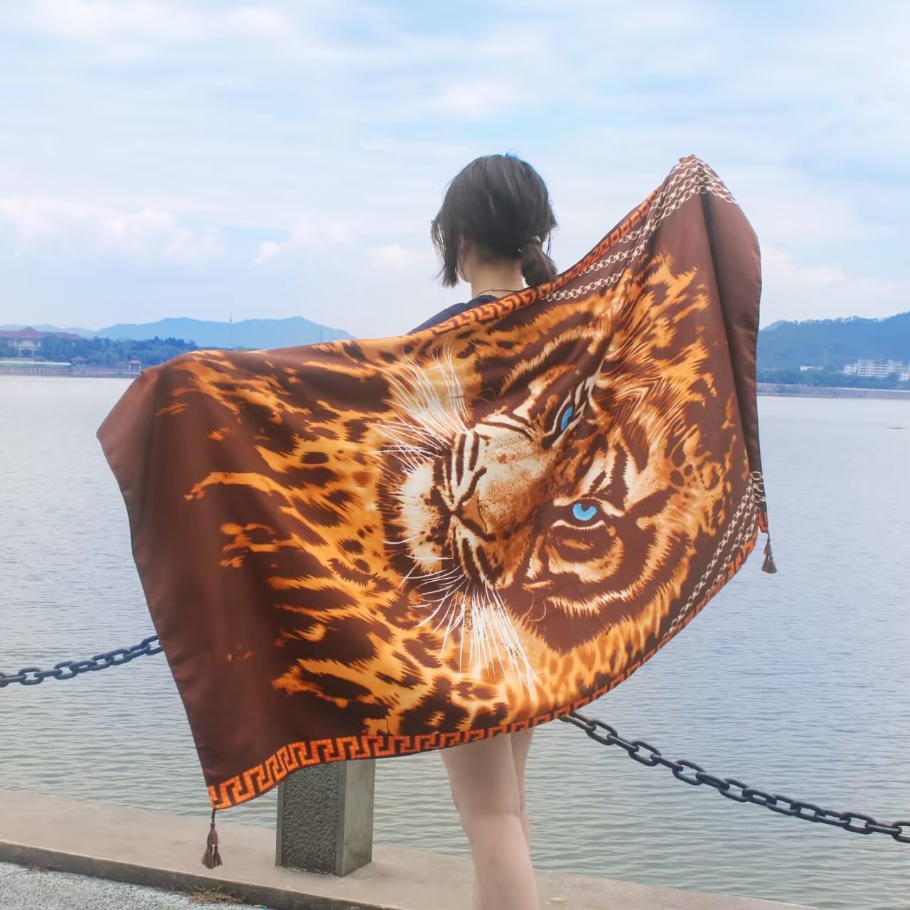 https://cf.cjdropshipping.com/quick/product/21fdd811-4975-4fd0-8a45-7f0ec8c443cb.jpg