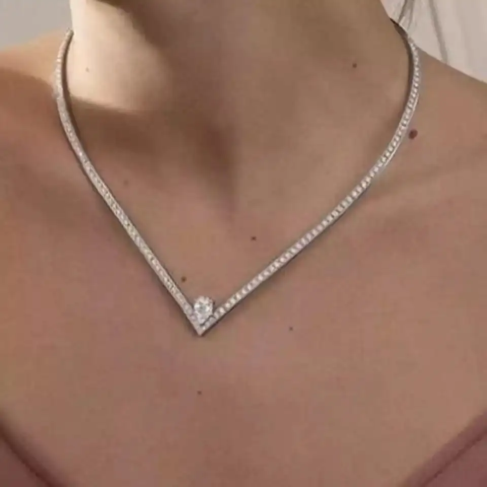 V-shaped Full Diamond Necklace Nightclub Party Versatile Zircon