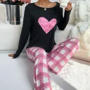 600928 Black