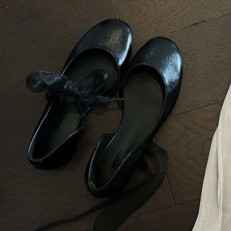 Retro Round-toe Low-cut Slip-on Flat Shoes