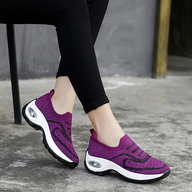 Old Cloth Red Sports Soft Bottom Air Cushion Shoes Red - Shop at LoveMi