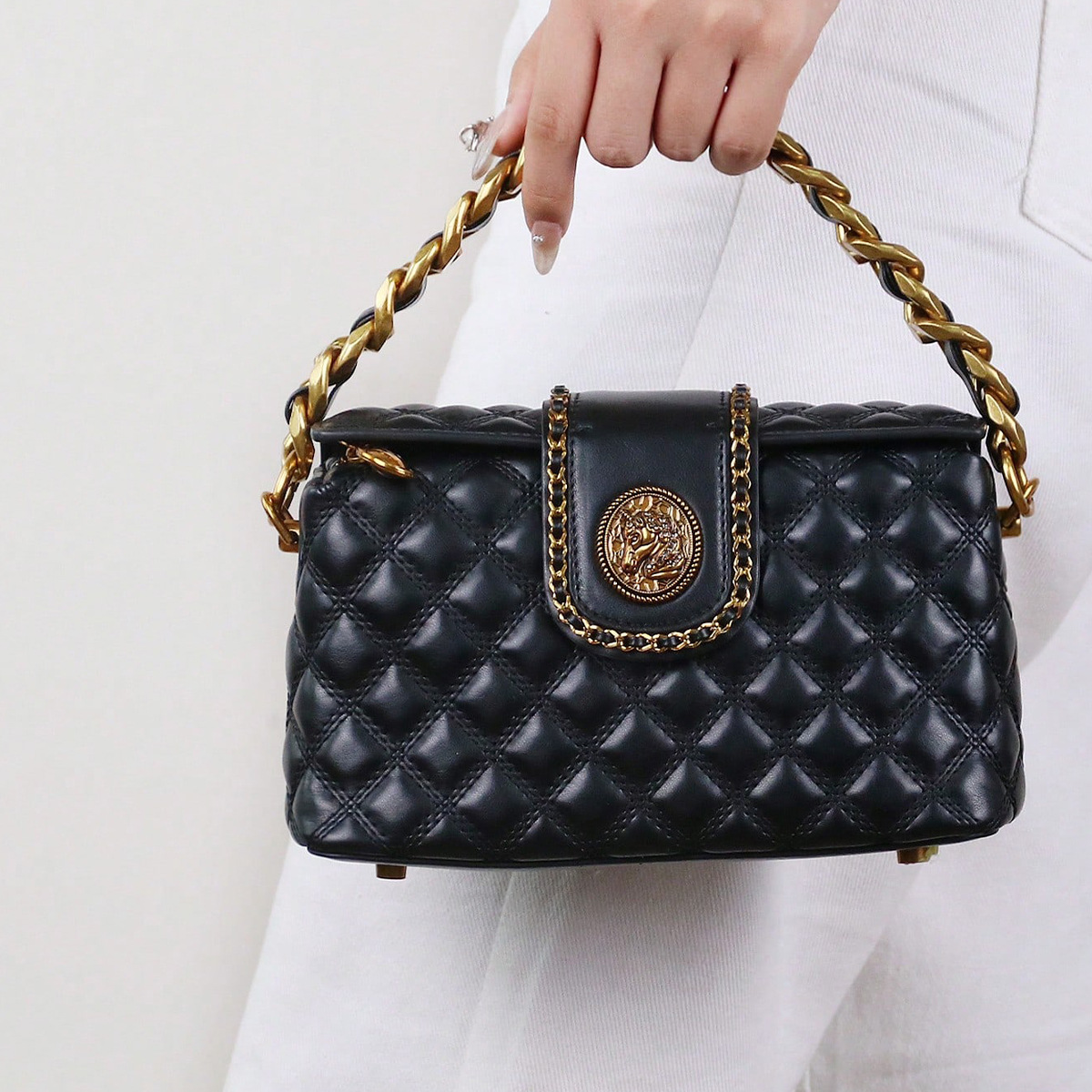 Stylish Solid-color High-end Diamond-quilted Crossbody Bag