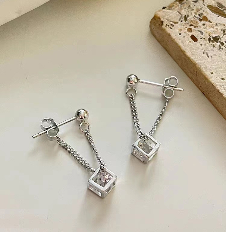https://cf.cjdropshipping.com/quick/product/22c8ff3c-7e42-4b49-bf25-21640643a07e.jpg