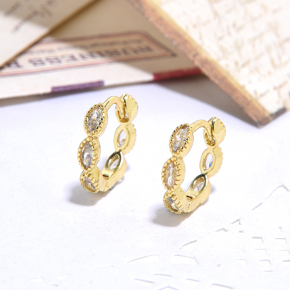 Women's Fashion Simple Copper Earrings Studded With Zircon
