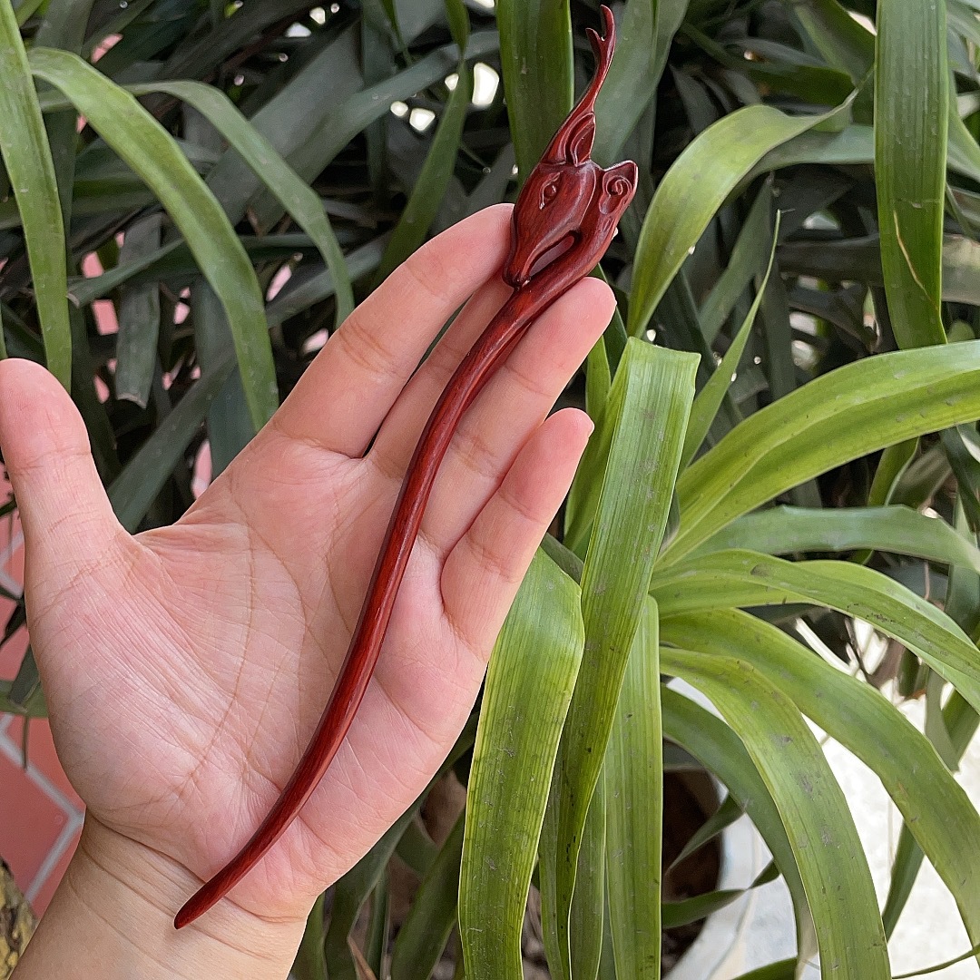 Ebony Antique Carved Hairpin 17