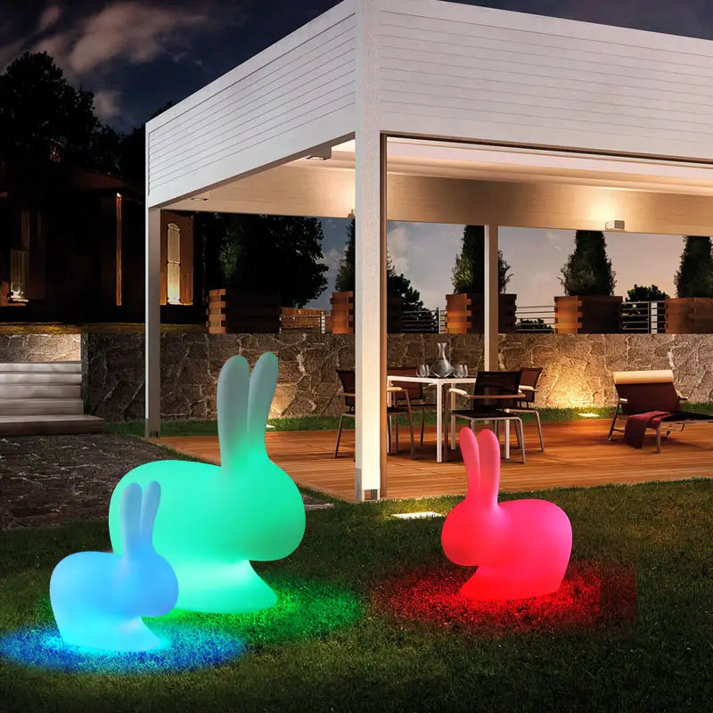 Villa Courtyard Lighting For The Little White Rabbit