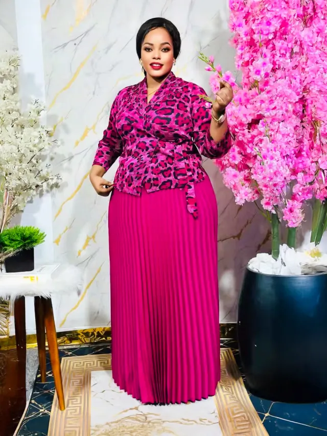 Plus Size Slightly Fat Women's Clothing Printed Long sleeved Top Pleated Skirt Rose Red - Shop at LoveMi