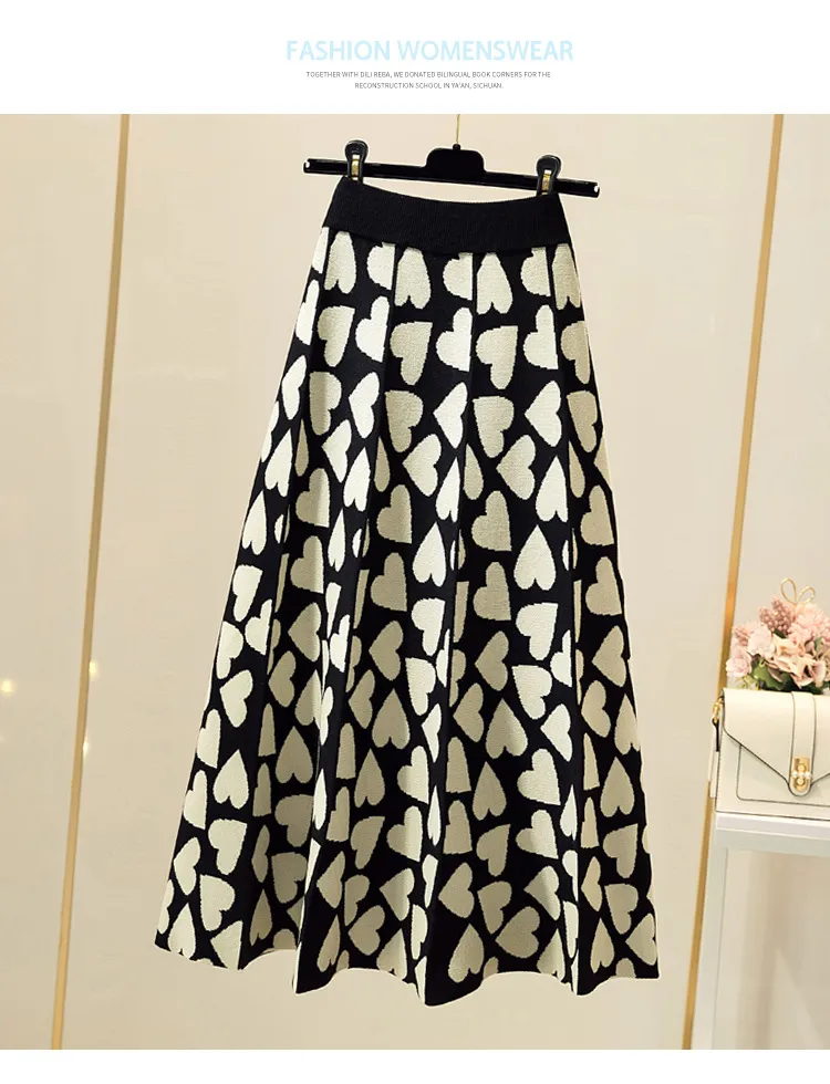 Fashion Knitted Dress Women's Autumn And Winter - Black Background, White Hearts