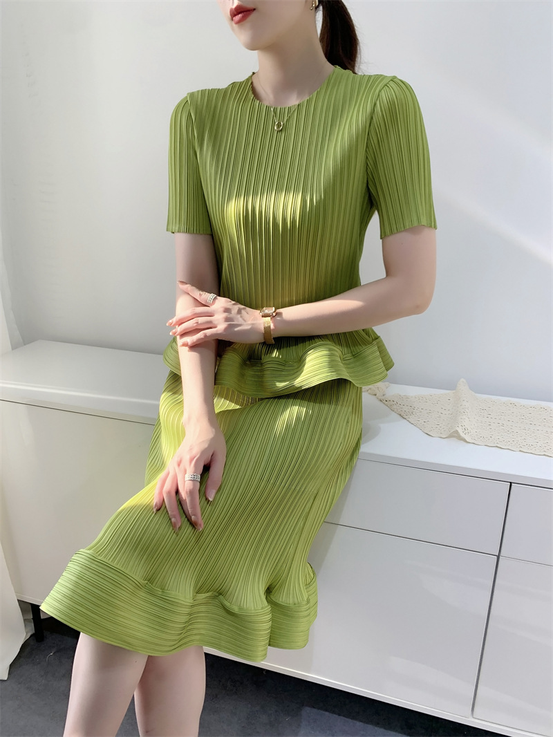 Pea green Top and skirt