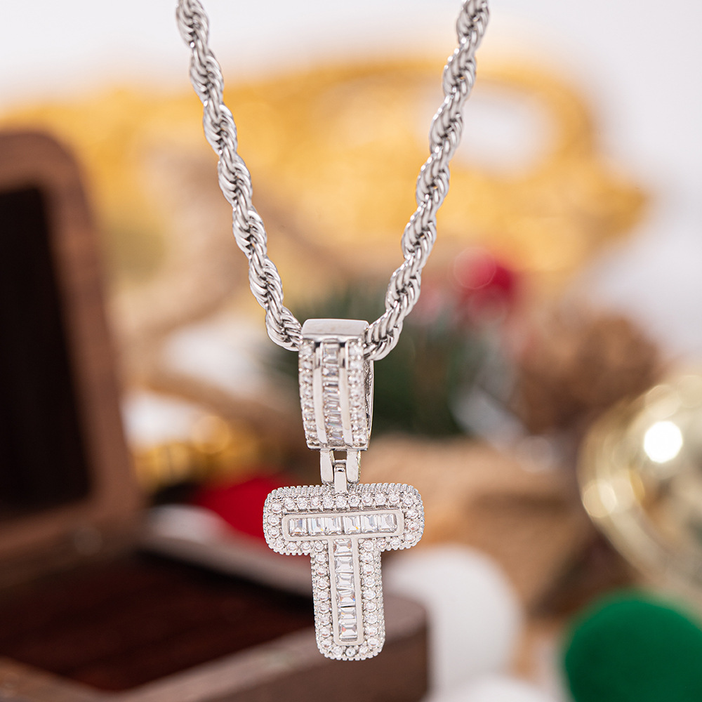 Trendy Full-Diamond 26-Letter Pendant Necklace For Women