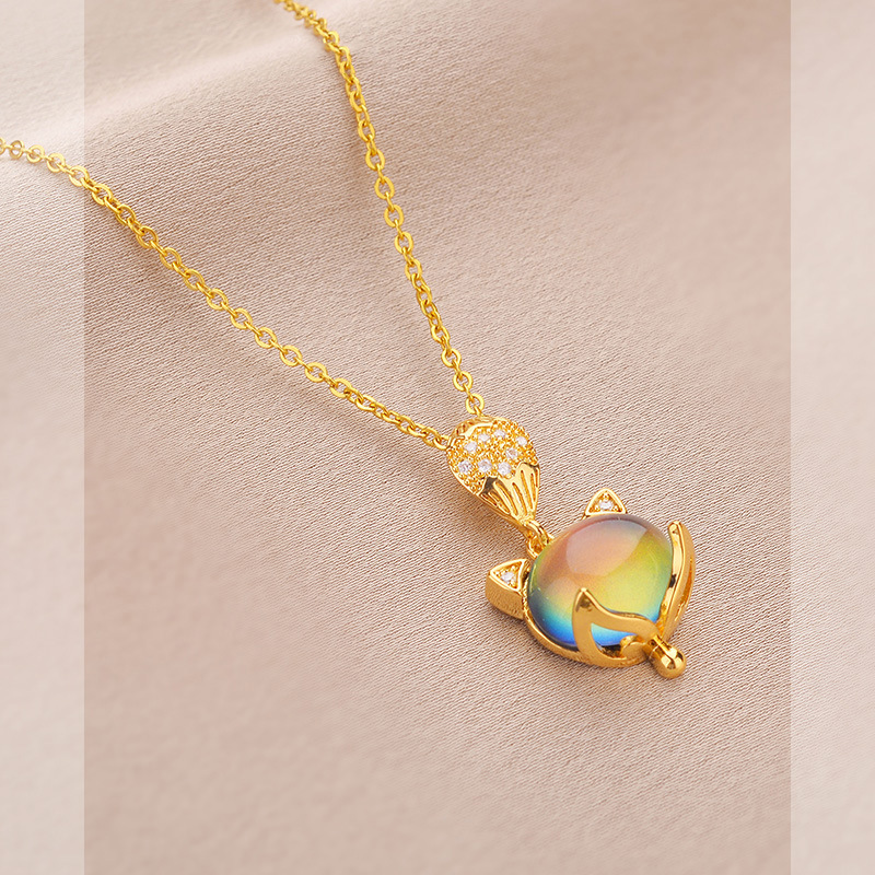Female Gradual Color Changing Design Warm Stone Necklace