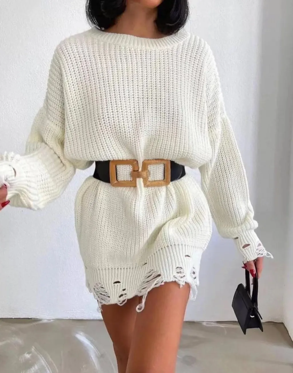 Solid Color Round Neck Long Sleeve Burrs Loose Knitted Pullover - White