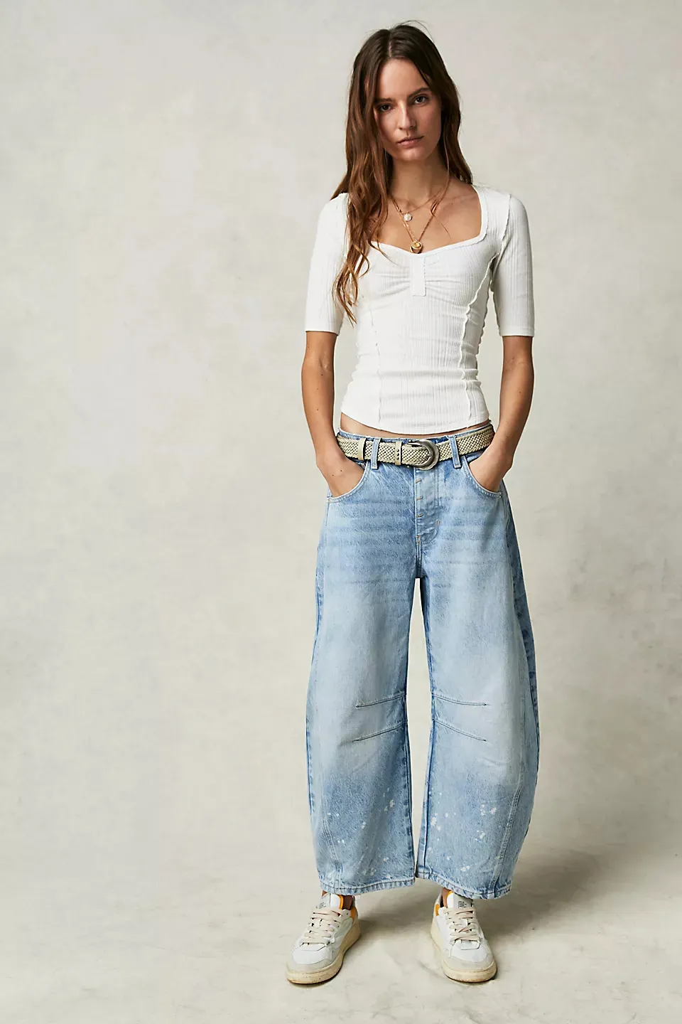 High Stretch Mid-Rise Barrel Jeans Fashion Wide Leg Shape Women Casual Baggy Mid Waist Denim Jeans - Light Blue