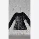 Womens Printed T-Shirt With V-Neck And Long Sleeves view 2
